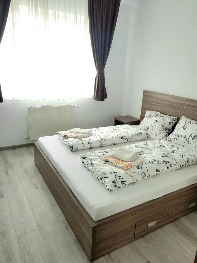 Happyhome Central Deluxe Apartments Oradea Zewnętrze zdjęcie